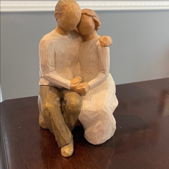 Willow Tree Embracing Couple Sculpture - “Anniversary” - Picture 1 of 1